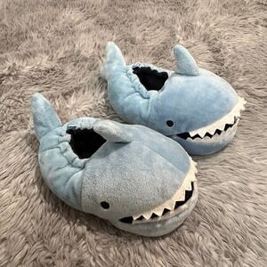 Old Navy Shark Slippers Light Blue House Shoes Toddler 7/8c Unisex
